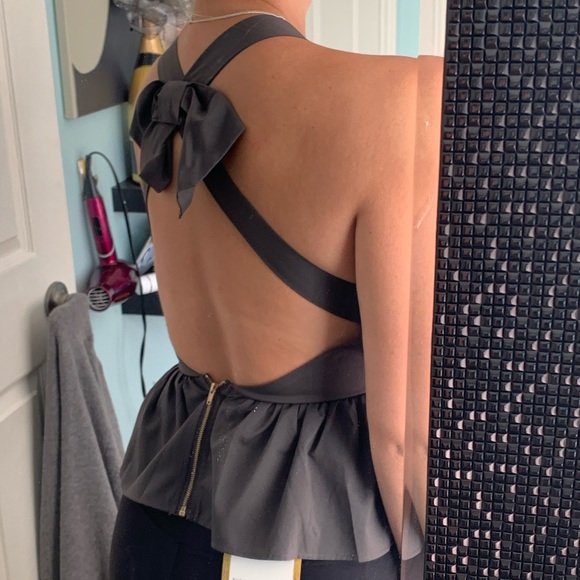 Grey Bow Open Back Top - Picture 6 of 7